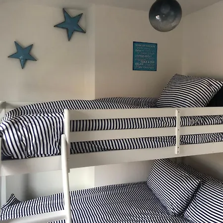 Granby House Apartments, 3, In The Old Town, Free On Street Parking Included Sea And Castle Views Scarborough