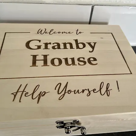 Granby House Apartments, 3, In The Old Town, Sea And Castle Views 5 Minutes Walk To South Bay * Scarborough
