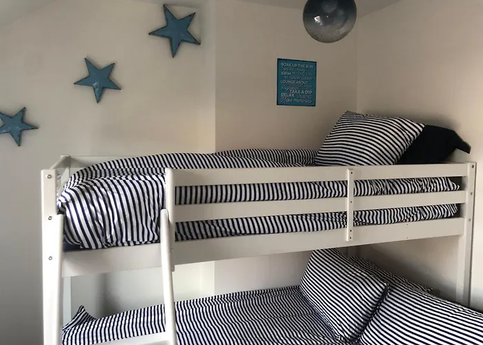 Granby House Apartments, 3, In The Old Town, Free On Street Parking Included Sea And Castle Views Scarborough