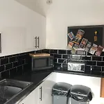 Granby House Apartments, 3, In The Old Town, Sea And Castle Views 5 Minutes Walk To South Bay 斯卡伯勒