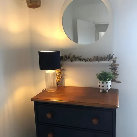 Apartmán Granby House Apartments, 3, In The Old Town, Free On Street Parking Included Sea And Castle Views *