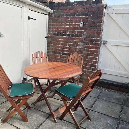 公寓 Granby House Apartments, 3, In The Old Town, Sea And Castle Views 5 Minutes Walk To South Bay