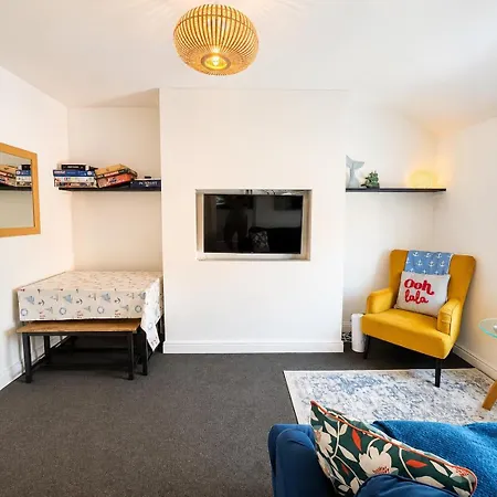 Granby House Apartments, 3, In The Old Town, Sea And Castle Views 5 Minutes Walk To South Bay * 斯卡伯勒