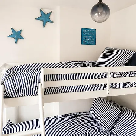 Granby House Apartments, 3, In The Old Town, Sea And Castle Views 5 Minutes Walk To South Bay Appartement Scarborough